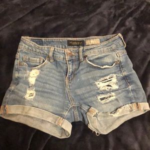 Aeropostale mid rise shorts